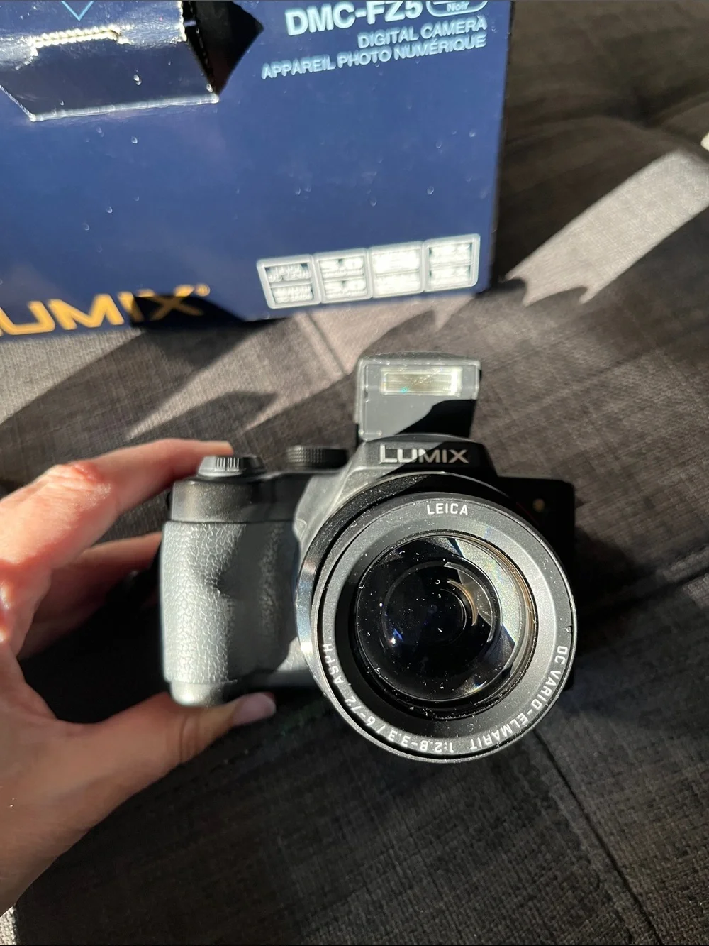 Vintage Panasonic Lumix DMC-LUMIX FZ5 Digital Camera